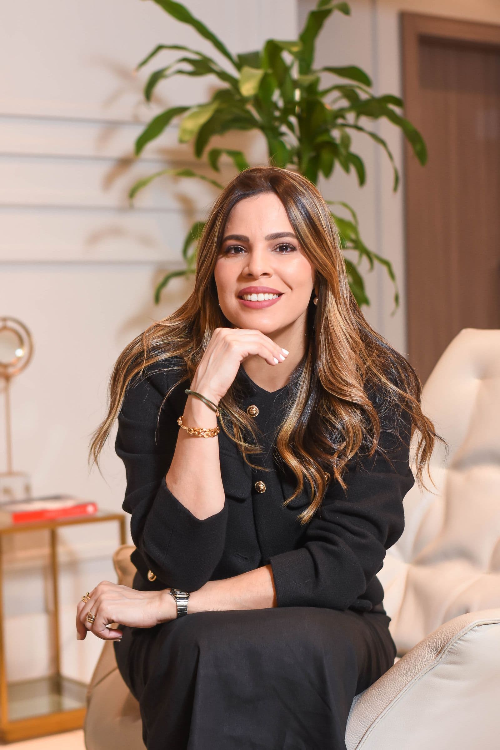 Dra. Claudia Moreno — odontología estética en Santo Domingo